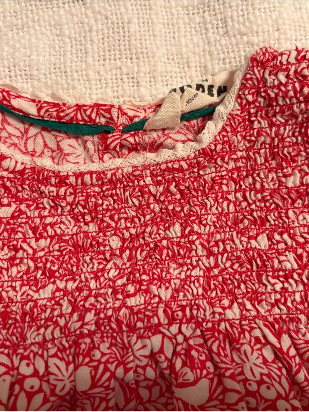 Mini Boden girls Red Floral Smocked Top size 4-5
